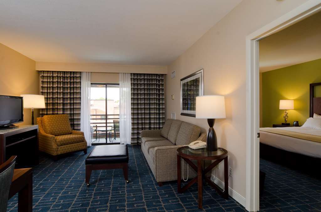 Doubletree Suites By Hilton Charlotte/Southpark Habitación foto